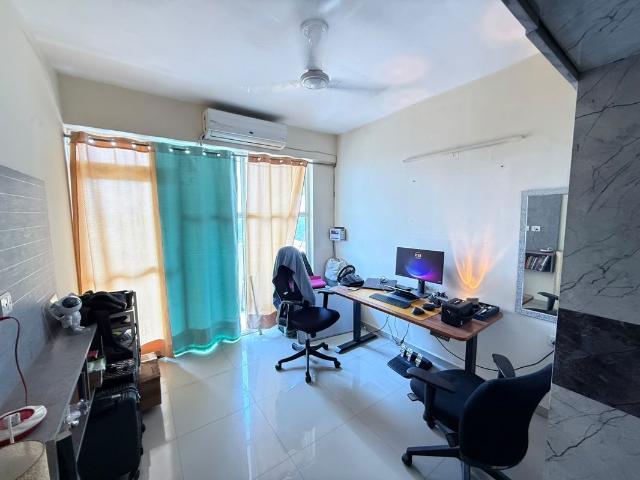 Rental | 2 BHK 745 Sq.Ft. Apartment in Pyramid Urban Homes 3