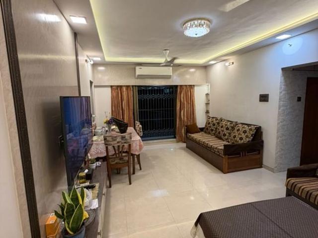 Rental | 2 BHK 745 Sq.Ft. Apartment in Solitaire Malad West