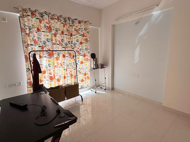 Rental | 2 BHK 754 Sq.Ft. Apartment in Raheja Vistas Phase II