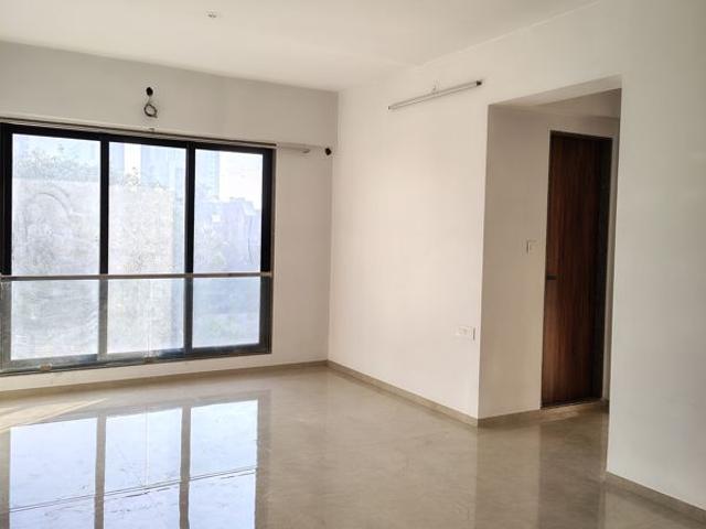 Rental | 2 BHK 750 Sq.Ft. Apartment in Tulip Apartment Santacruz West