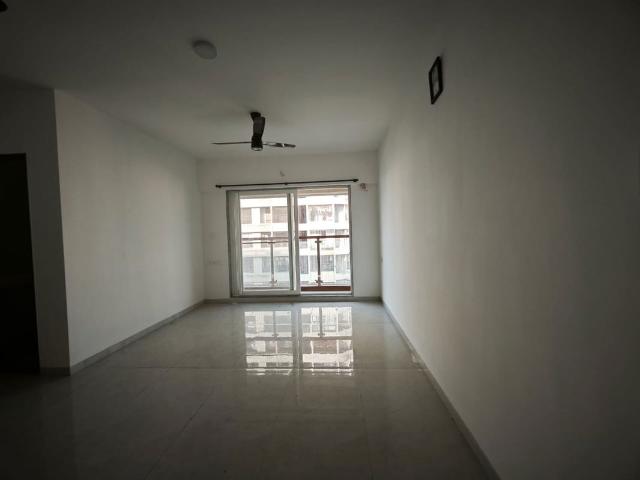 Rental | 2 BHK 750 Sq.Ft. Apartment in Vaibhav Queens Park