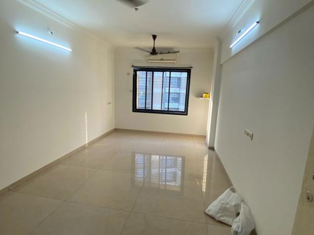 Rental | 2 BHK 750 Sq.Ft. Apartment in Dhruvatara CHS