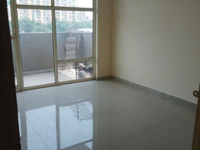 Rental | 2 BHK 750 Sq.Ft. Apartment in GLS Avenue 81