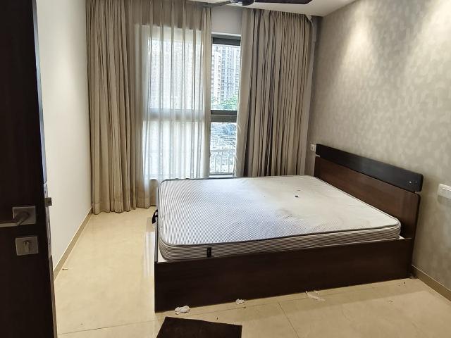 Rental | 2 BHK 750 Sq.Ft. Apartment in Hiranandani Gardens