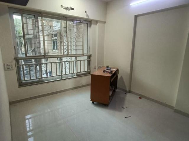 Rental | 2 BHK 750 Sq.Ft. Apartment in Kabra Aurum