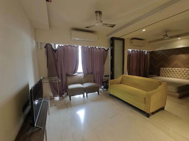 Rental | 2 BHK 750 Sq.Ft. Apartment in Omkar Vive