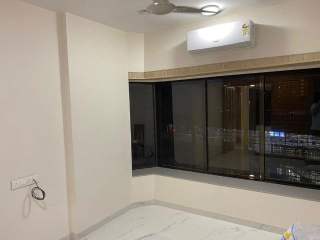Rental | 2 BHK 750 Sq.Ft. Apartment in Oshiwara