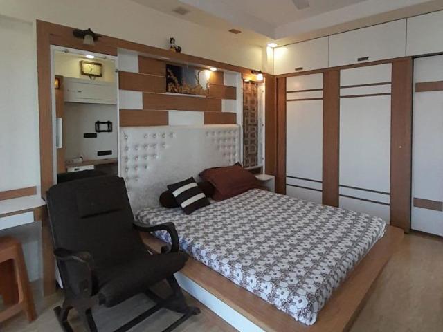 Rental | 2 BHK 750 Sq.Ft. Apartment in Panorama Towers