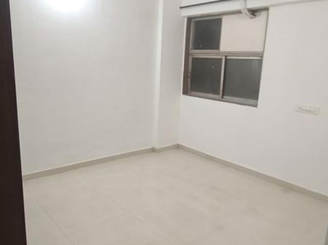 Rental | 2 BHK 750 Sq.Ft. Apartment in Siddhanchal CHS