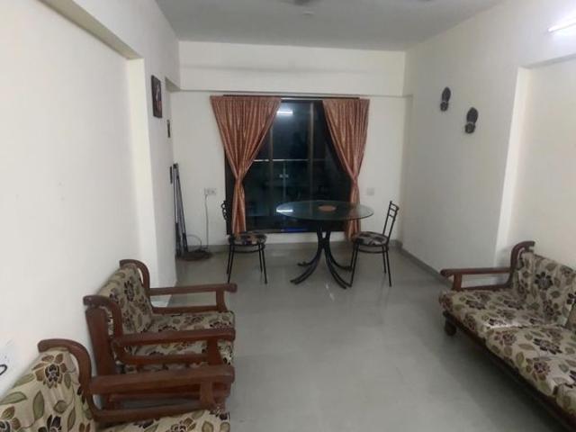 Rental | 2 BHK 750 Sq.Ft. Apartment in Sudarshan CHS Parel