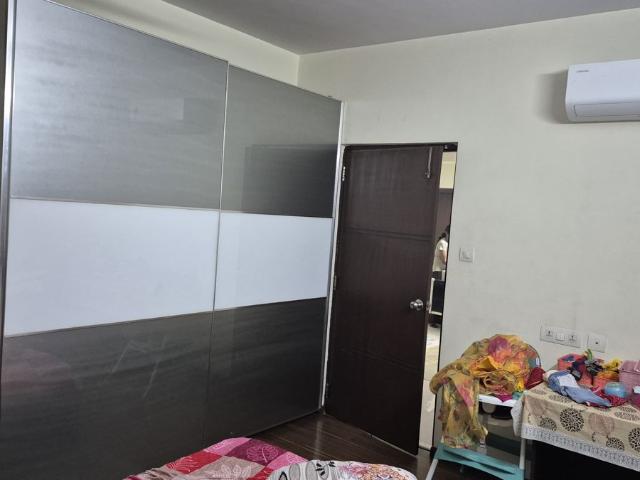 Rental | 2 BHK 768 Sq.Ft. Apartment in DSR Waterscape