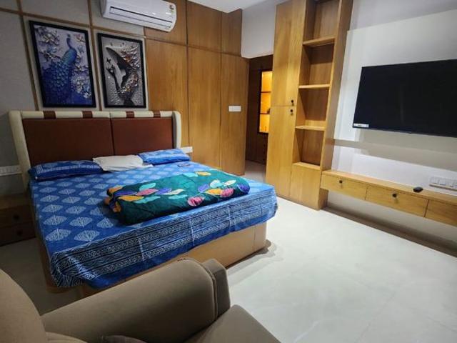 Rental | 2 BHK 768 Sq.Ft. Apartment in Pristine Allure