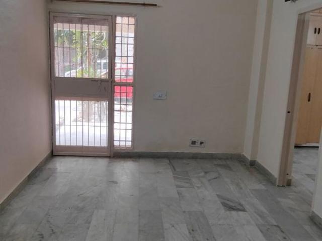 Rental | 2 BHK 760 Sq.Ft. Apartment in Shipra Suncity