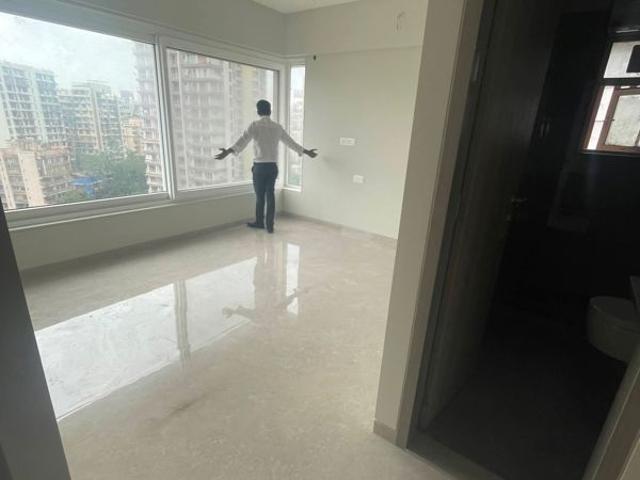 Rental | 2 BHK 775 Sq.Ft. Apartment in Pratham 5TH Element