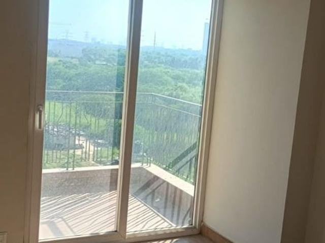 Rental | 2 BHK 770 Sq.Ft. Apartment in Prateek Grand City