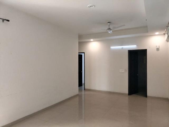 Rental | 2 BHK 770 Sq.Ft. Apartment in Prateek Grand City