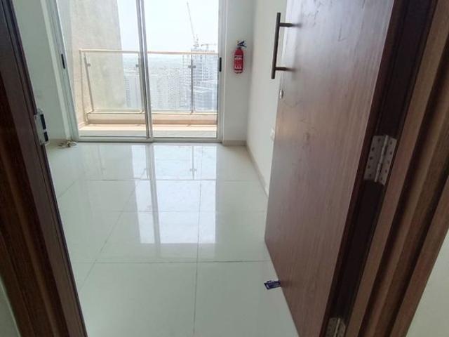 Rental | 2 BHK 780 Sq.Ft. Apartment in Runwal The Central Park