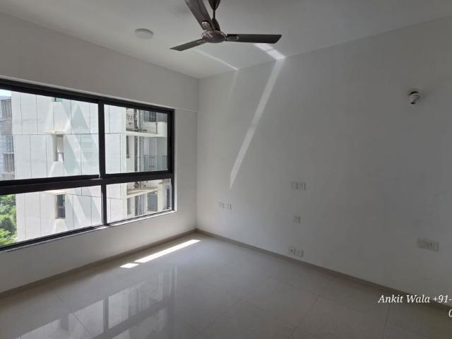 Rental | 2 BHK 808 Sq.Ft. Apartment in Kalpataru Immensa B
