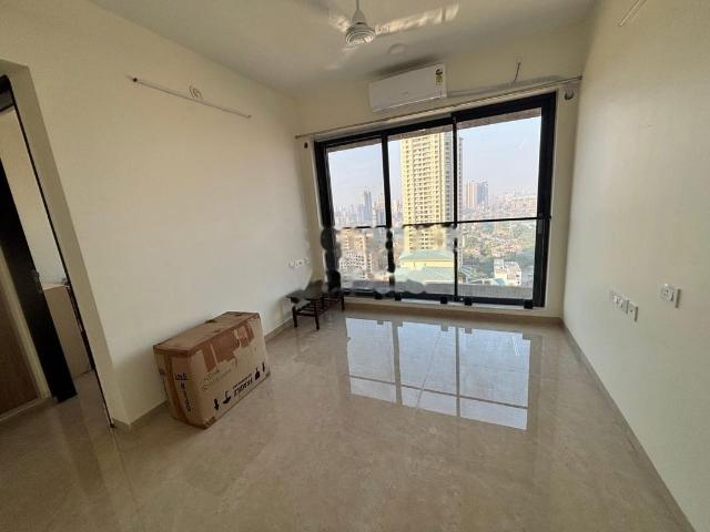 Rental | 2 BHK 809 Sq.Ft. Apartment in Dosti Eastern Bay
