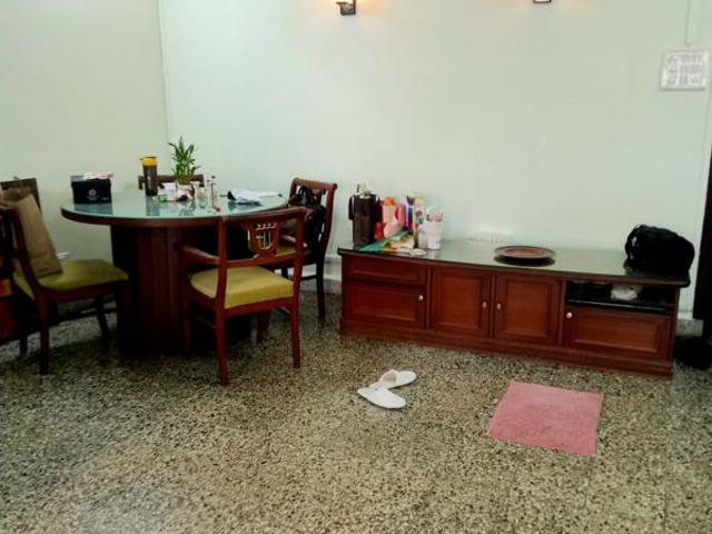 Rental | 2 BHK 800 Sq.Ft. Apartment in Yashodham Complex