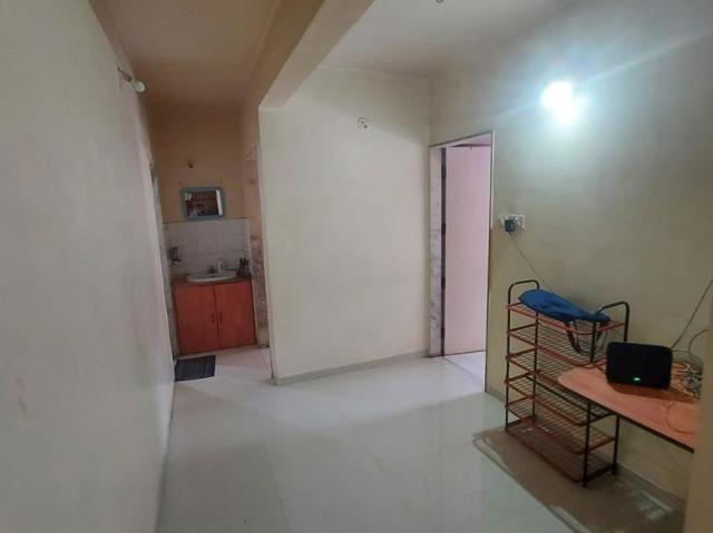 Rental | 2 BHK + 800 Sq.Ft. Apartment in Amar Tower