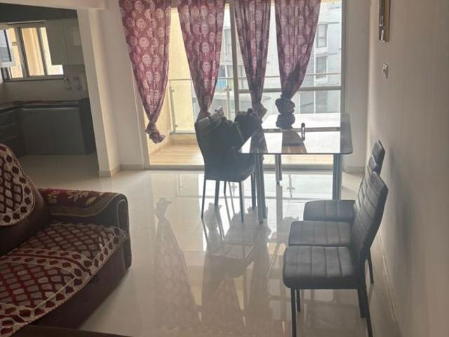 Rental | 2 BHK 800 Sq.Ft. Apartment in Florida Amenity Apartments