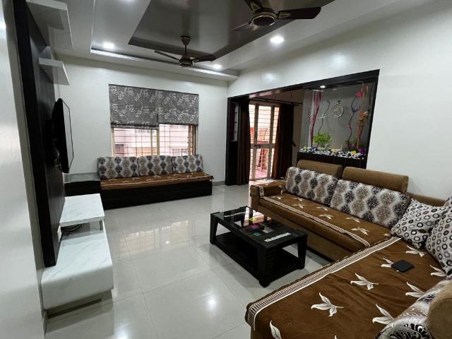 Rental | 2 BHK 800 Sq.Ft. Apartment in Ganeesham Phase II
