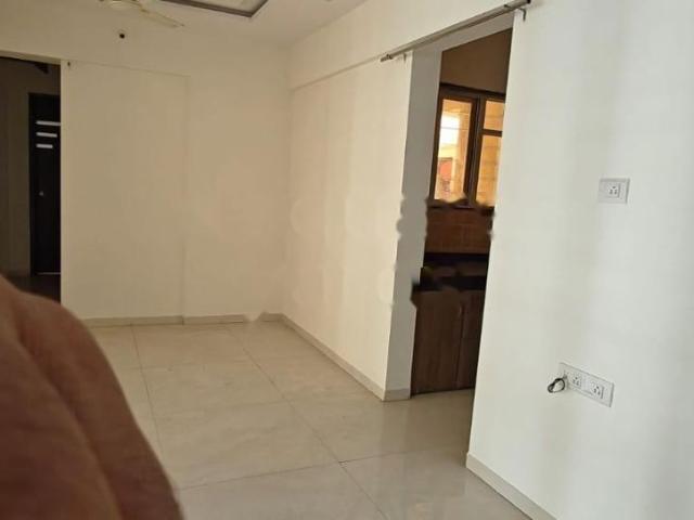 Rental | 2 BHK 800 Sq.Ft. Apartment in GK Rose Mansion