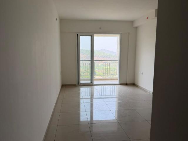 Rental | 2 BHK + 800 Sq.Ft. Apartment in Godrej Emerald