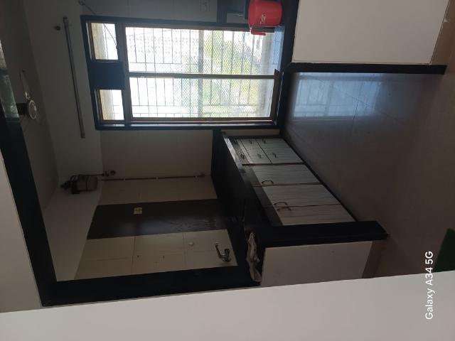 Rental | 2 BHK 800 Sq.Ft. Apartment in Kopar Khairane