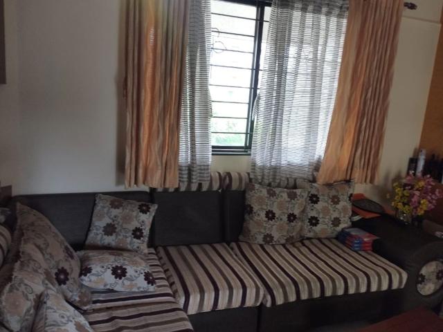 Rental | 2 BHK 800 Sq.Ft. Apartment in Magarpatta Trillium