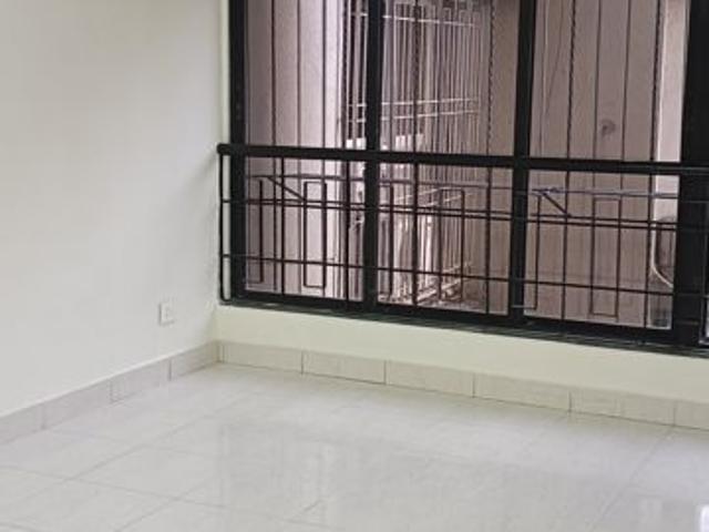 Rental | 2 BHK 800 Sq.Ft. Apartment in Montreal Tower