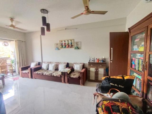 Rental | 2 BHK 800 Sq.Ft. Apartment in Nav Geeta CHS