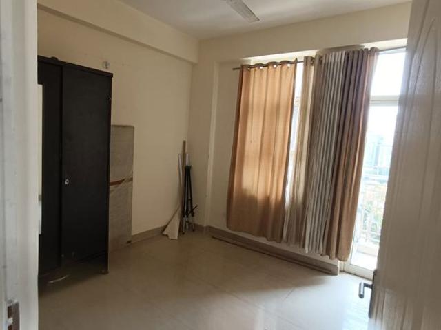 Rental | 2 BHK 800 Sq.Ft. Apartment in Shree Vardhman Mantra