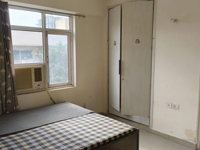 Rental | 2 BHK 800 Sq.Ft. Apartment in Shree Vardhman Mantra