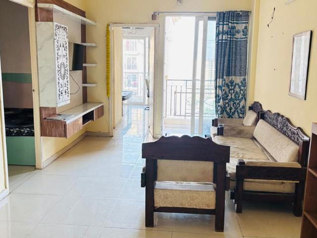 Rental | 2 BHK 800 Sq.Ft. Apartment in Signature Global The Millennia