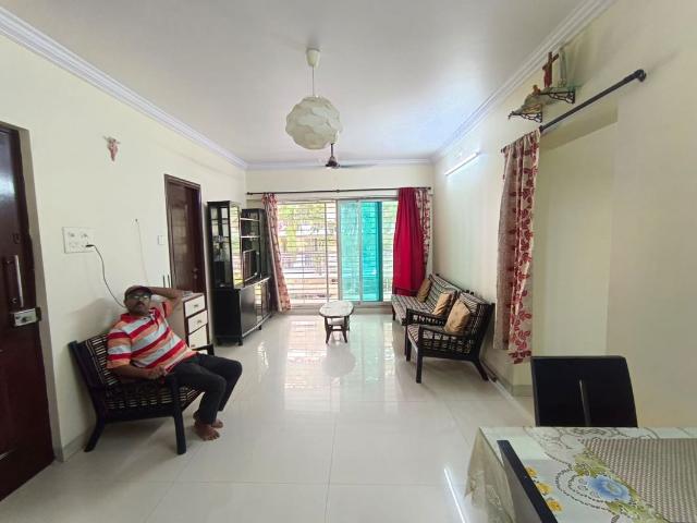 Rental | 2 BHK 800 Sq.Ft. Apartment in Supralina CHS