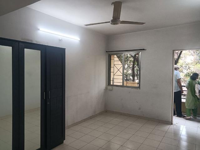 Rental | 2 BHK 800 Sq.Ft. Apartment in Surobhi Park