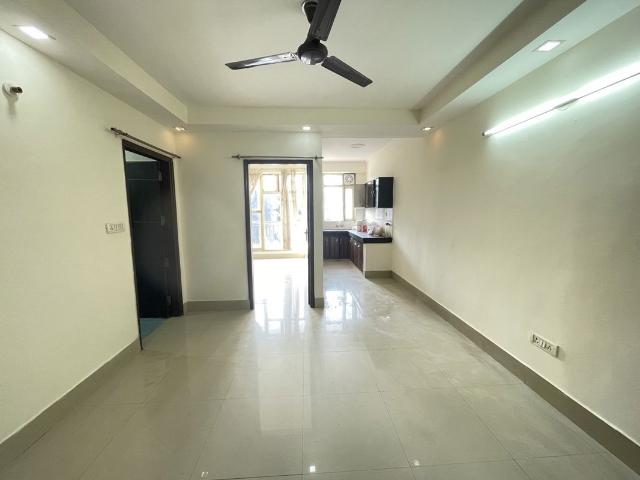Rental | 2 BHK 80 Sq.Ft. Apartment in Saket