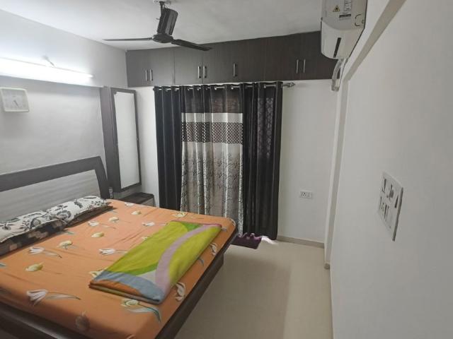 Rental | 2 BHK 810 Sq.Ft. Apartment in Nyati Evita