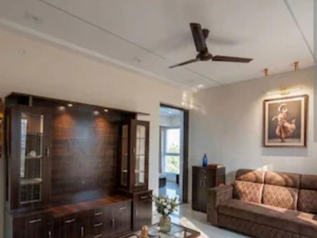 Rental | 2 BHK 813 Sq.Ft. Apartment in One Indiabulls Thane 1