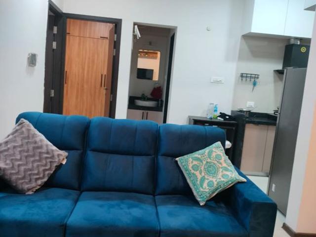 Rental | 2 BHK 838 Sq.Ft. Apartment in Satyam Kamdhenu
