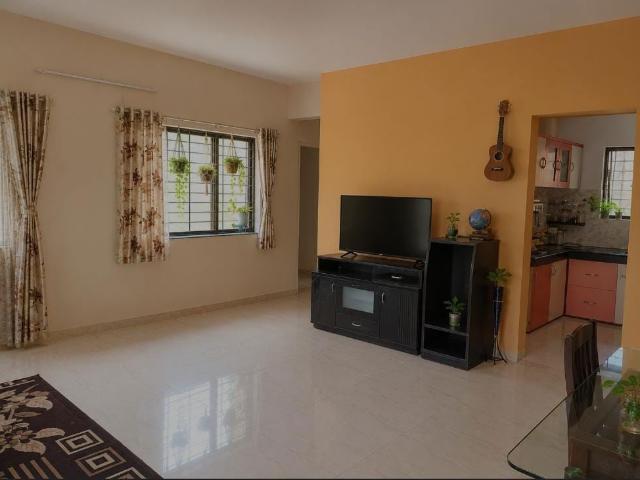 Rental | 2 BHK 830 Sq.Ft. Apartment in Om Shiv Srushti