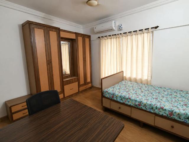 Rental | 2 BHK 840 Sq.Ft. Apartment in GK Rose Icon