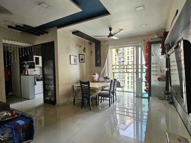 Rental | 2 BHK + 840 Sq.Ft. Apartment in Sheth Vasant Lawns