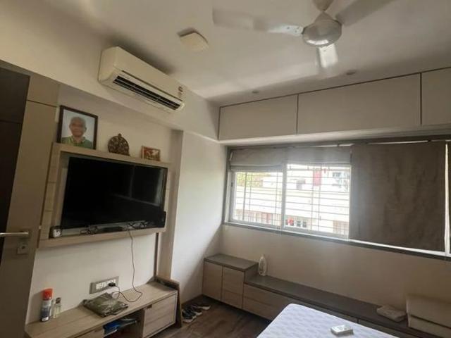 Rental | 2 BHK 850 Sq.Ft. Apartment in Textila CHS