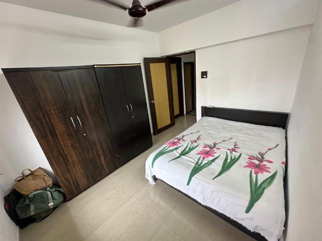 Rental | 2 BHK 850 Sq.Ft. Apartment in Akshay Apartment Bandra West