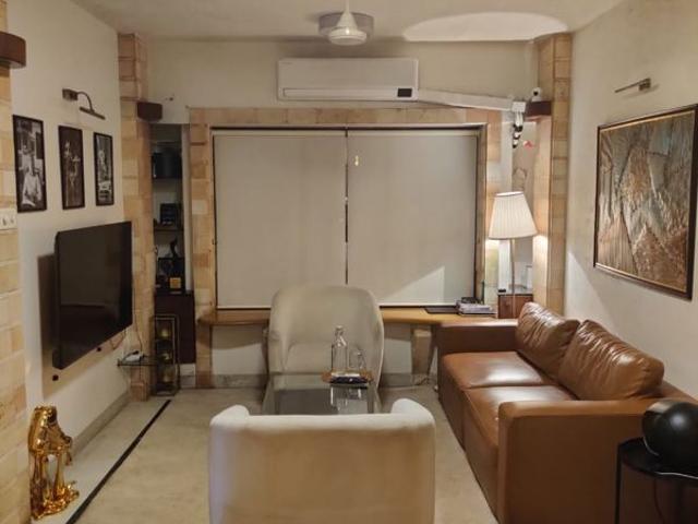 Rental | 2 BHK 850 Sq.Ft. Apartment in Andheri West