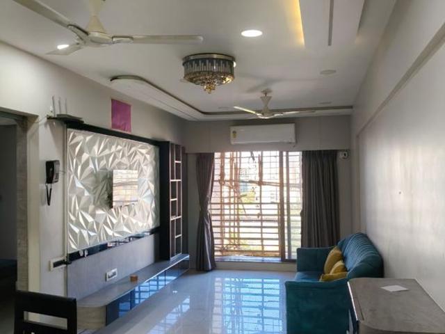 Rental | 2 BHK + 850 Sq.Ft. Apartment in Ballaleshwar CHS Versova