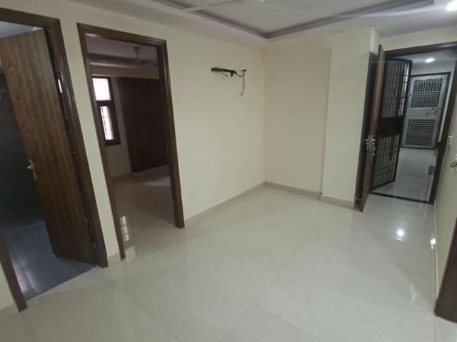 Rental | 2 BHK 850 Sq.Ft. Apartment in Chattarpur